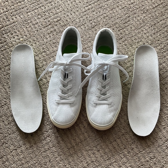 Rothy's The Lace Up Sneaker size 9 removeable insoles machine washable - Picture 7 of 12